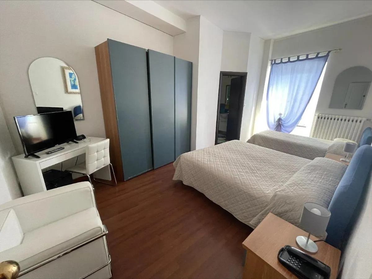 Hotel Miramare Noli 3*,