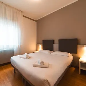 https://hotel-del-corso.hotelinveneto.com
