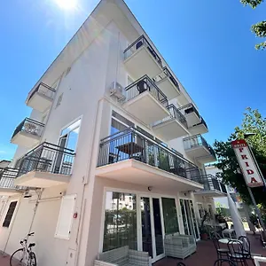 https://hotel-frida.emilia-romagnahotels.net