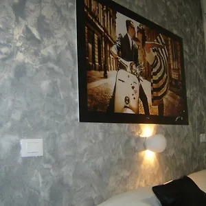 La Dolce Bed & Breakfast