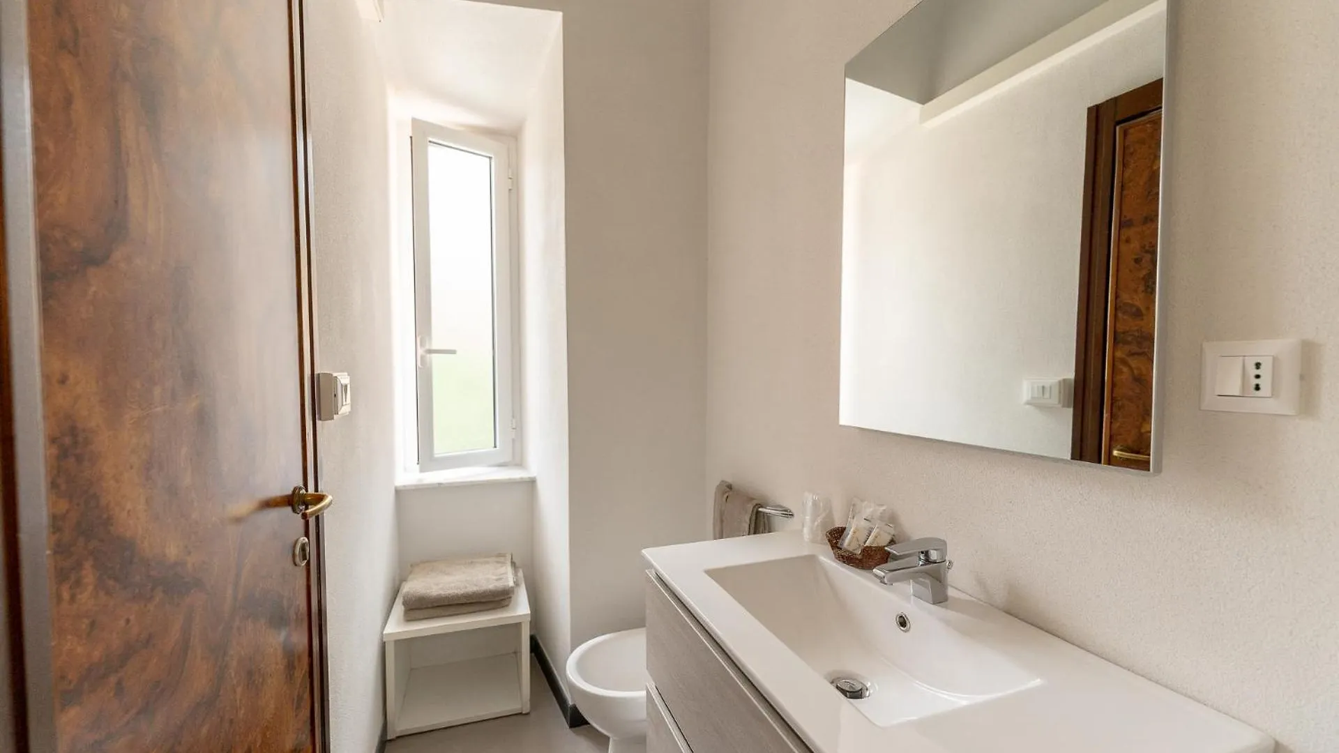 Hotel Miramare Noli 3*,  Italy